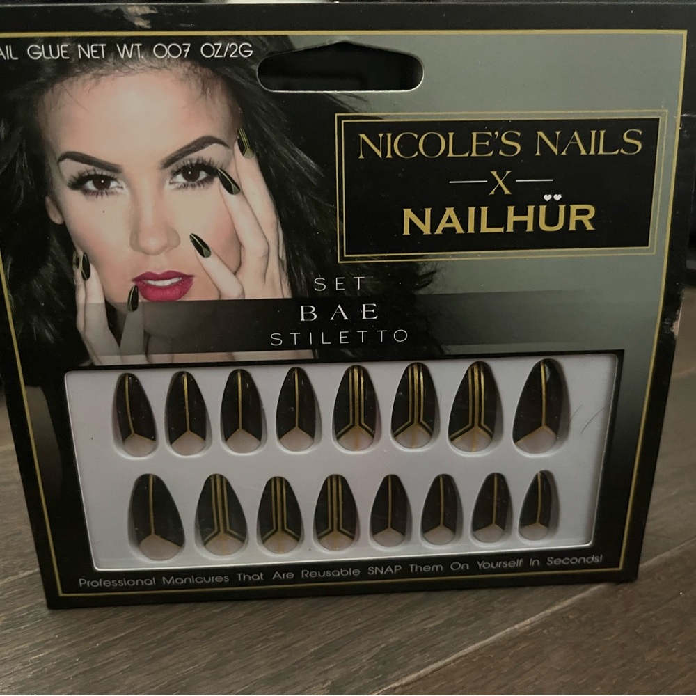 Nicole's Nails x Nailhur Assorted Bundle